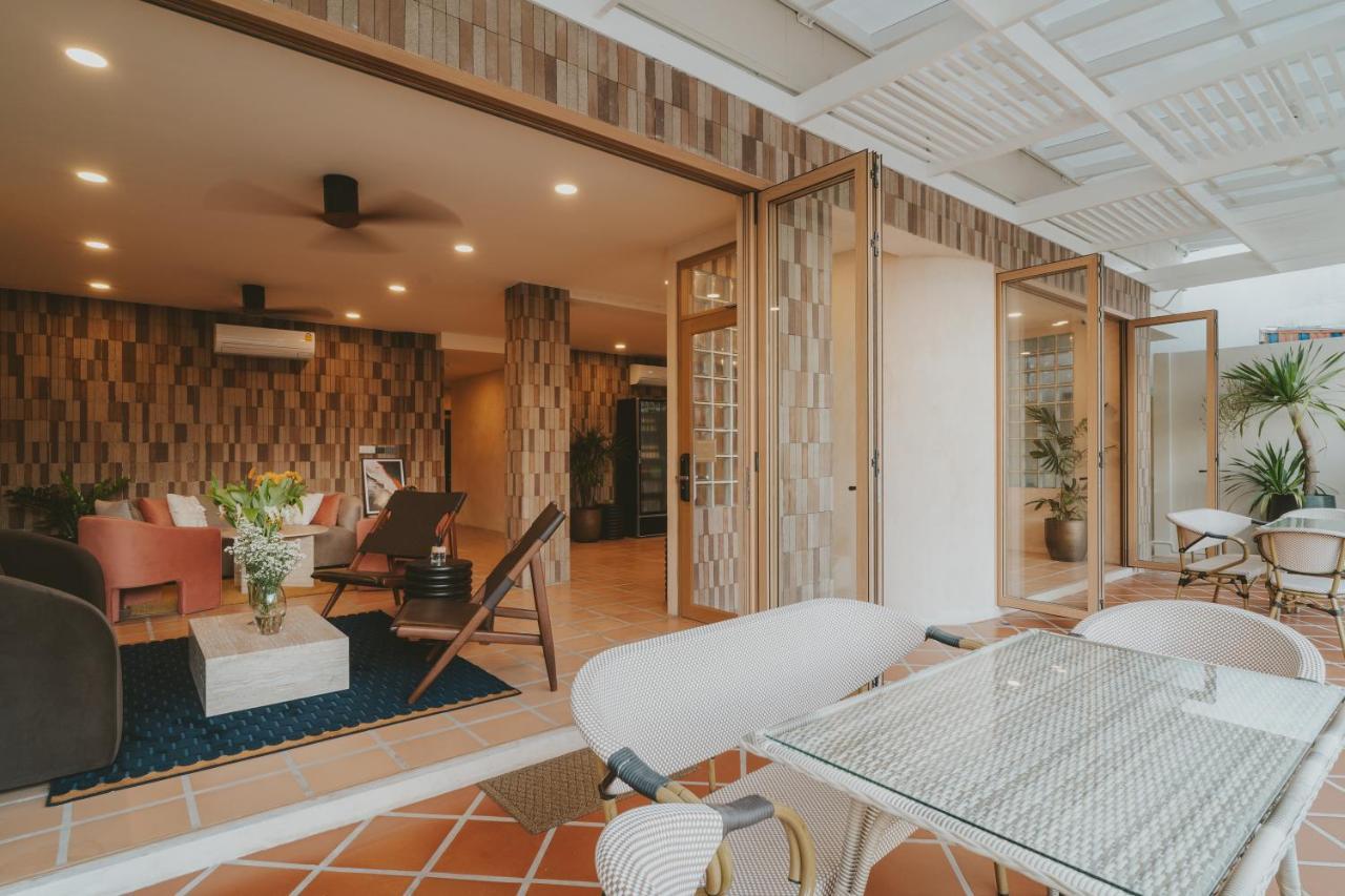 Hotel Clay Chiang Mai Exterior photo