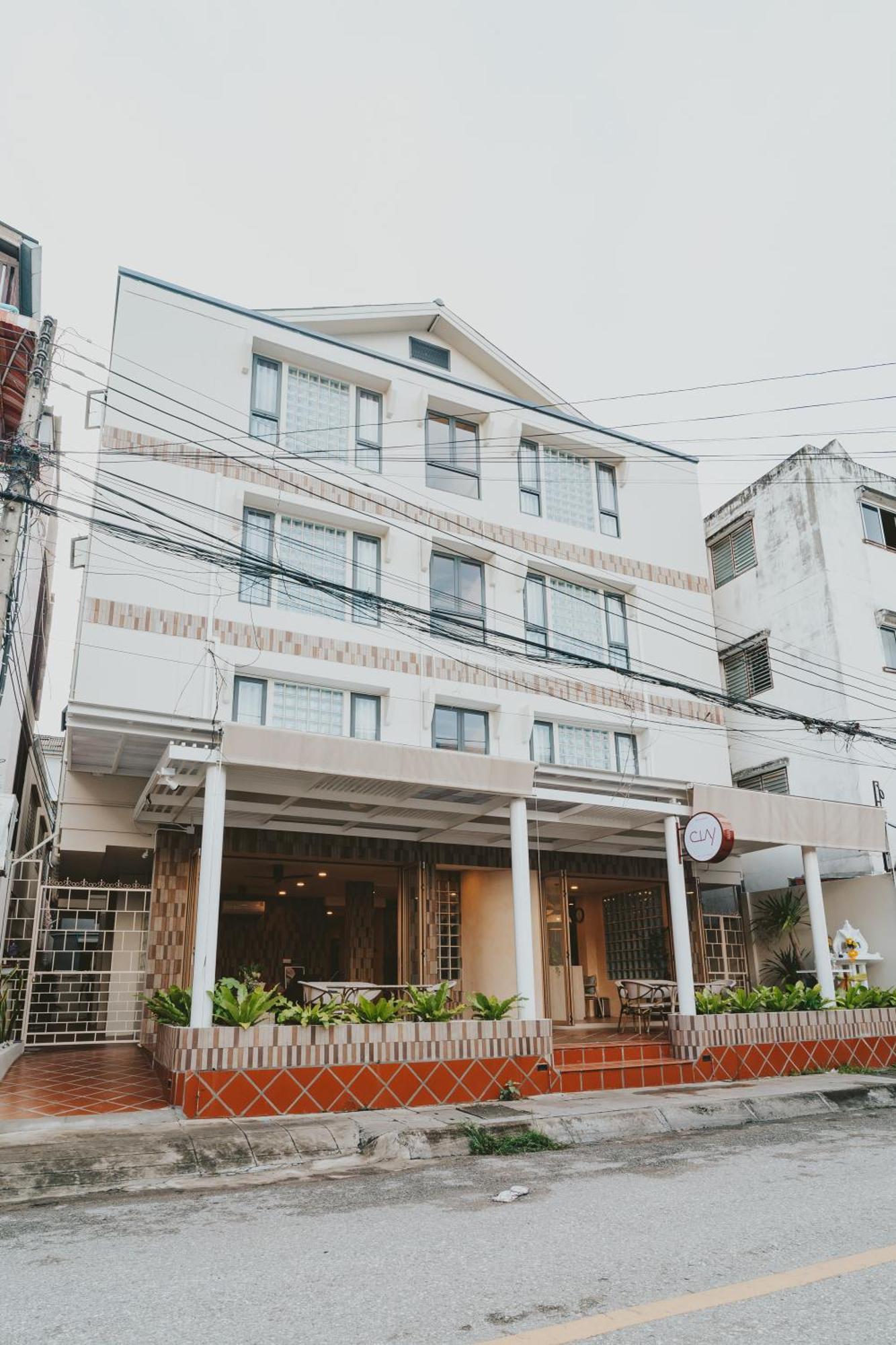 Hotel Clay Chiang Mai Exterior photo